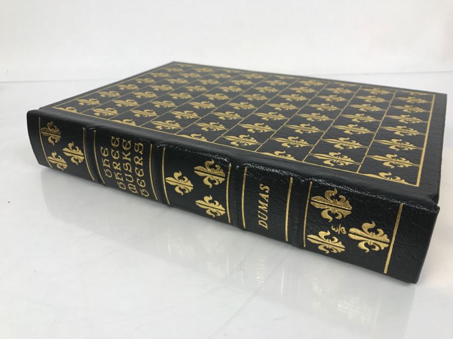 Easton Press Hardcover Book The Three Musketeers By Alexandre Dumas [Photo 3]