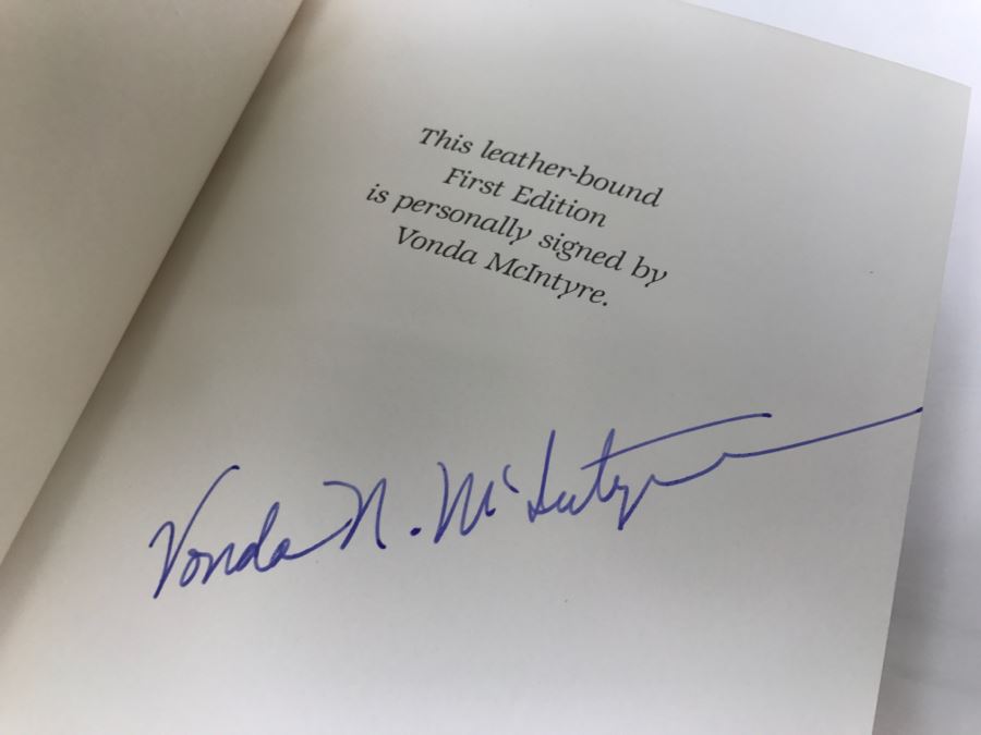 Signed First Edition Easton Press Hardcover Book Transition By Vonda N. McIntyre [Photo 9]