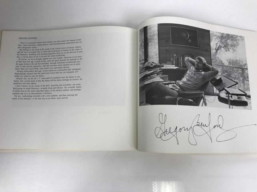 Signed First Bluejay Printing 1984 Book The Faces Of Science Fiction Photographs By Patti Perret (Signed By 34 Science Fiction Writers Including Ray Bradbury, Frederik Pohl, Poul Anderson, L. Sprague De Camp, Andre Norton, A.E. Van Vogt) See Description [Photo 70]