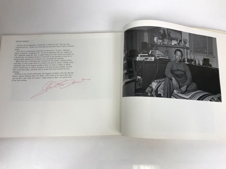 Signed First Bluejay Printing 1984 Book The Faces Of Science Fiction Photographs By Patti Perret (Signed By 34 Science Fiction Writers Including Ray Bradbury, Frederik Pohl, Poul Anderson, L. Sprague De Camp, Andre Norton, A.E. Van Vogt) See Description [Photo 76]