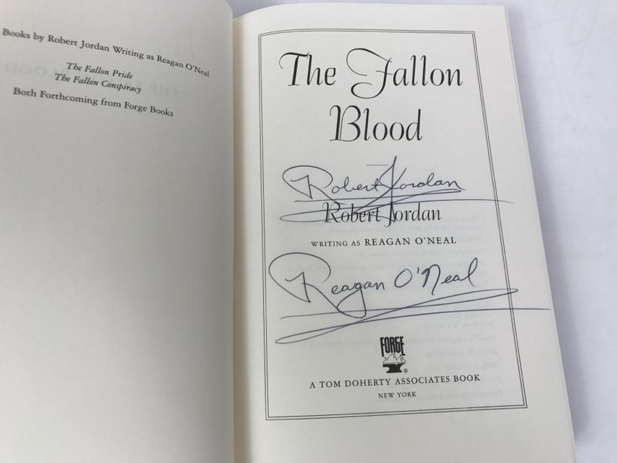 Signed First Edition Hardcover Book The Fallon Blood By Robert Jordan Writing As Reagan O'Neal (Signed By Both) [Photo 5]