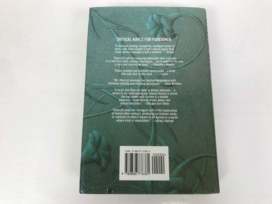 Signed First Printing 1995 Hardcover Book Invader By C.J. Cherryh [Photo 4]