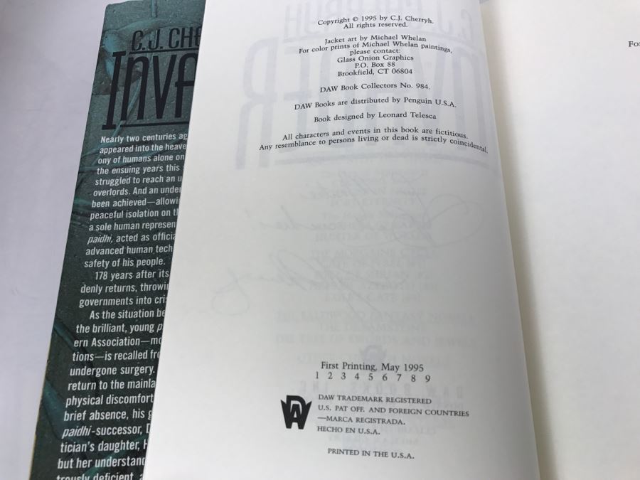 Signed First Printing 1995 Hardcover Book Invader By C.J. Cherryh [Photo 7]