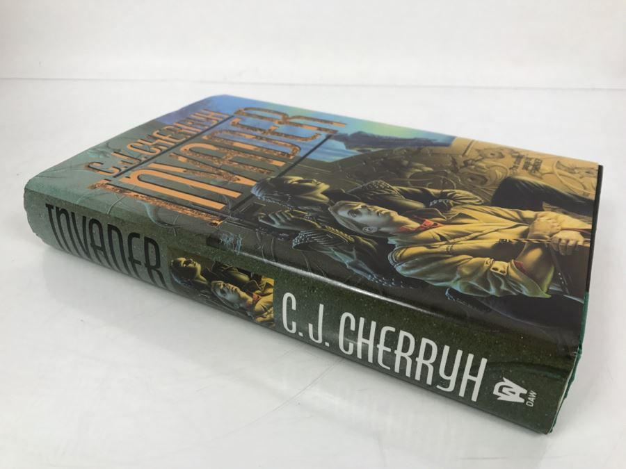 Signed First Printing 1995 Hardcover Book Invader By C.J. Cherryh [Photo 3]