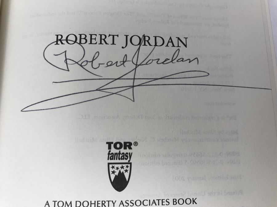 Signed First Edition Book Crossroads Of Twilight By Robert Jordan [Photo 7]