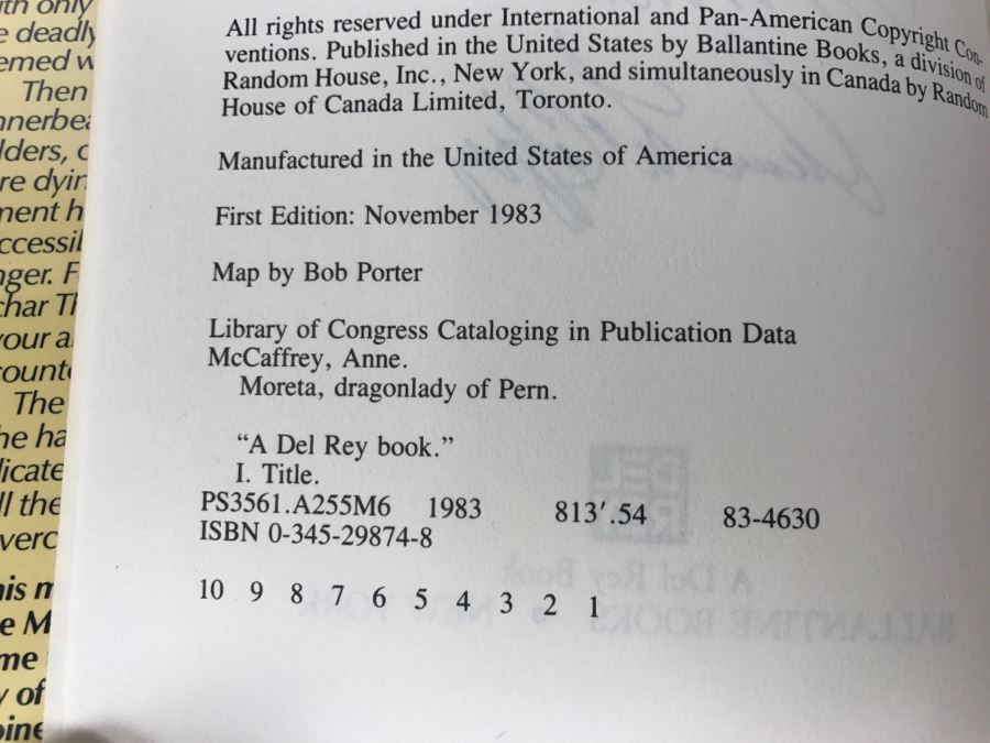 Signed First Edition 1983 Hardcover Book Moreta: Dragonlady Of Pern By Anne McCaffrey [Photo 9]