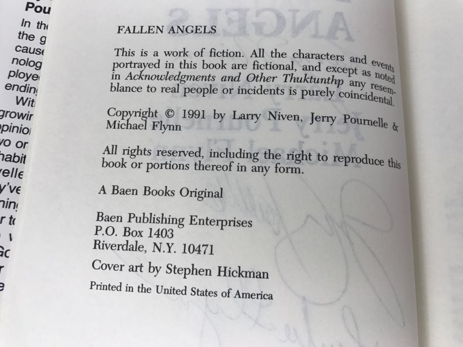 Signed First Edition Hardcover Book Fallen Angels By Larry Niven, Jerry Pournelle And Michael Flynn (Signed By All 3 Authors) [Photo 9]