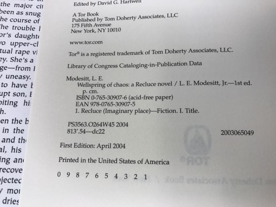 Signed First Edition 2004 Hardcover Book Wellspring Of Chaos: A Recluce Novel By L.E. Modesitt, Jr. [Photo 7]