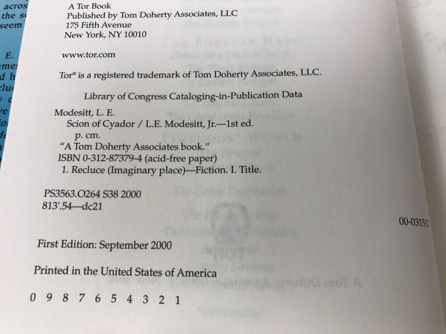 Signed First Edition 2000 Hardcover Book Scion Of Cyador By L.E. Modesitt, Jr. [Photo 9]