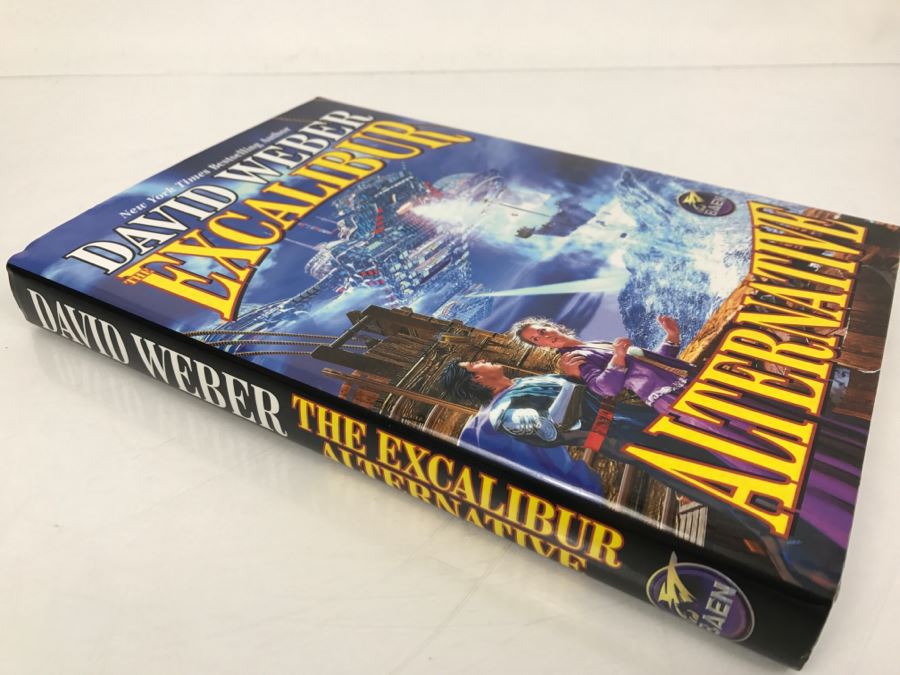 Signed First Printing 2002 Hardcover Book The Excalibur Alternative By David Weber [Photo 3]