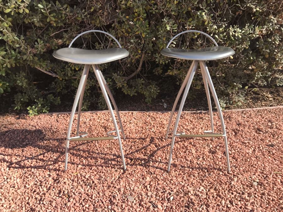 JUST ADDED - Pair Of Stylish Modern Metal Bar Stools By Cattelan Italia Made In Italy [Photo 4]