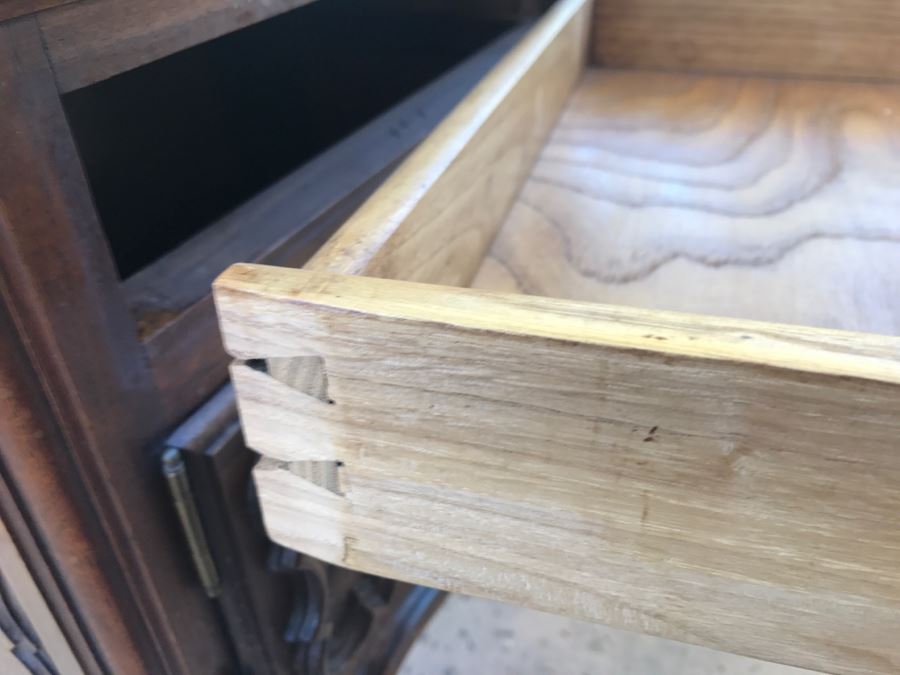 JUST ADDED - STUNNING Pair Of Antique 19th Century Piedmont Baroque Style Nightstands With Distinctive Carved Piedmont Designs And Black Marble Tops (Note One Marble Top Has Several Chips As Shown In Photos) [Photo 34]