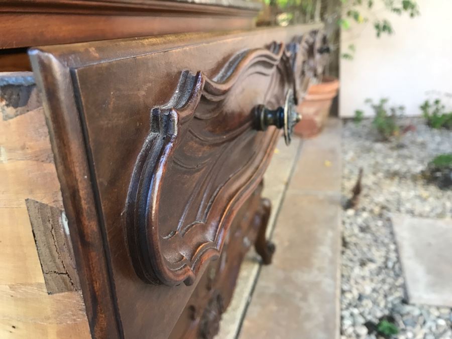 JUST ADDED - STUNNING Antique 19th Century Piedmont Baroque Style Dresser Chest Of Drawers With Distinctive Carved Piedmont Designs And Black Marble Top [Photo 17]