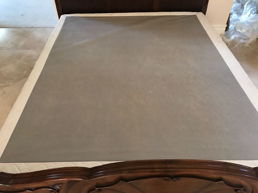 JUST ADDED - STUNNING Antique 19th Century Piedmont Baroque Style Bed With Headboard, Footboard And Rails With European Like New Simmons Queen Size Mattress (6' Wider Than Queen) - See Details [Photo 26]