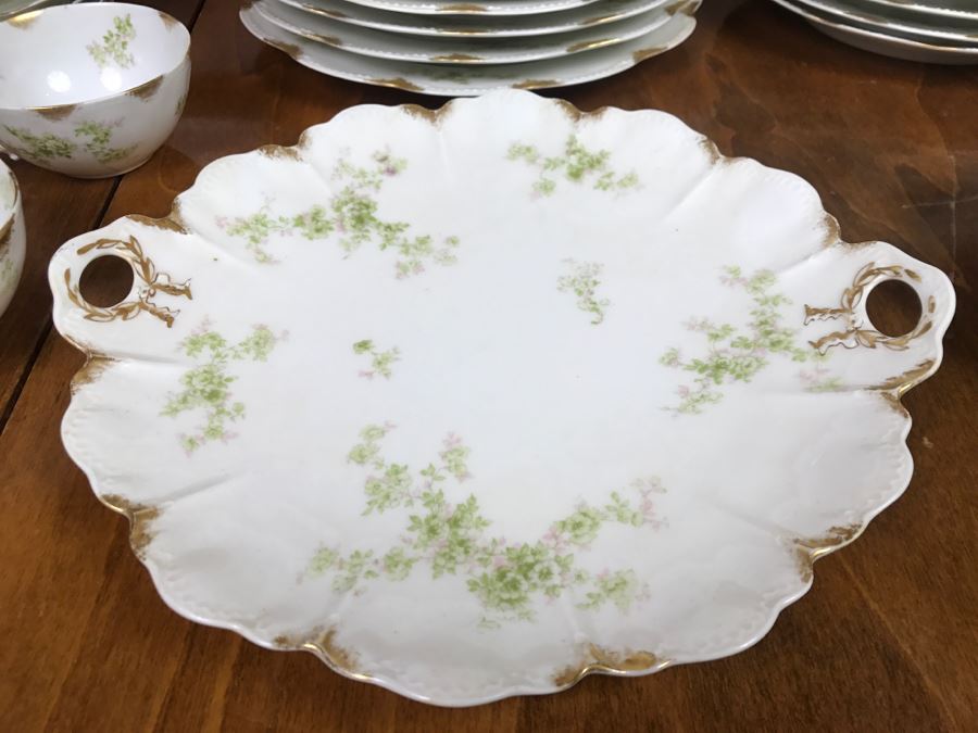 JUST ADDED - Haviland & Co Limoges France China Set Apx Service For 6 With China Serving Platters And Bowls - See All Photos [Photo 4]