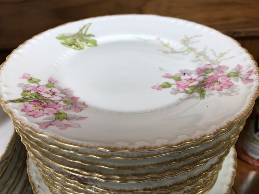 JUST ADDED - Theodore Haviland Limoges France China Set Apx Service For 12 - See All Photos [Photo 10]