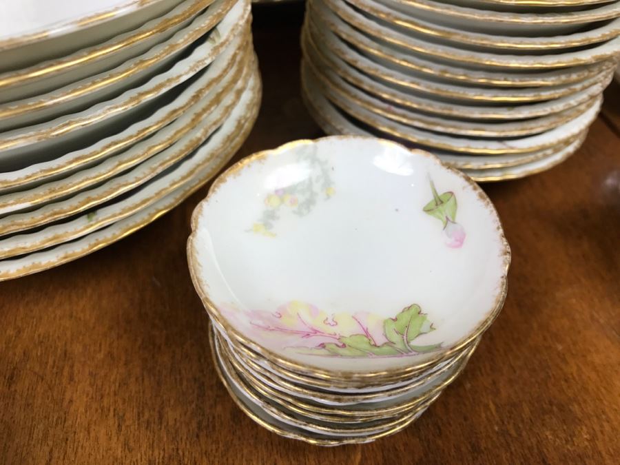 JUST ADDED - Theodore Haviland Limoges France China Set Apx Service For 12 - See All Photos [Photo 18]