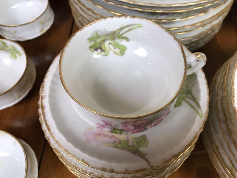 JUST ADDED - Theodore Haviland Limoges France China Set Apx Service For 12 - See All Photos [Photo 24]