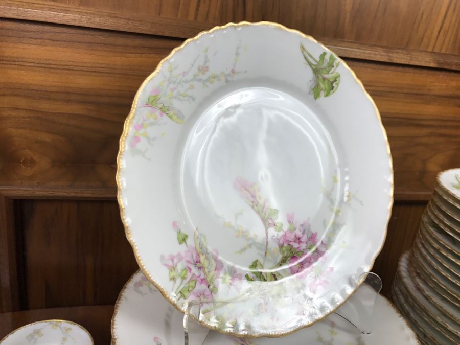JUST ADDED - Theodore Haviland Limoges France China Set Apx Service For 12 - See All Photos [Photo 11]