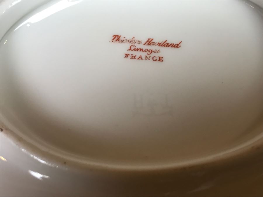 JUST ADDED - Theodore Haviland Limoges France China Gravy Boat With Attached Underplate And Large Serving Bowl Gold Trim [Photo 16]