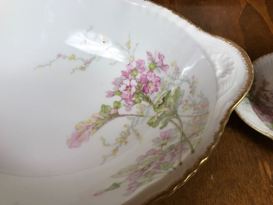 JUST ADDED - Theodore Haviland Limoges France China Gravy Boat With Attached Underplate And Large Serving Bowl Gold Trim [Photo 4]