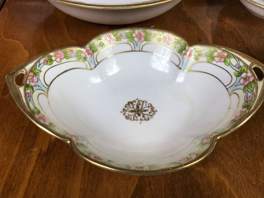 JUST ADDED - Vintage Hand Painted NIPPON Japan China Bowls [Photo 6]