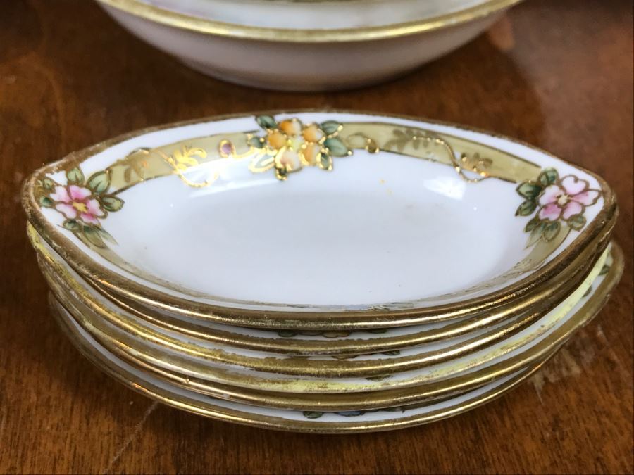 JUST ADDED - Vintage Hand Painted NIPPON Japan China Bowls [Photo 22]