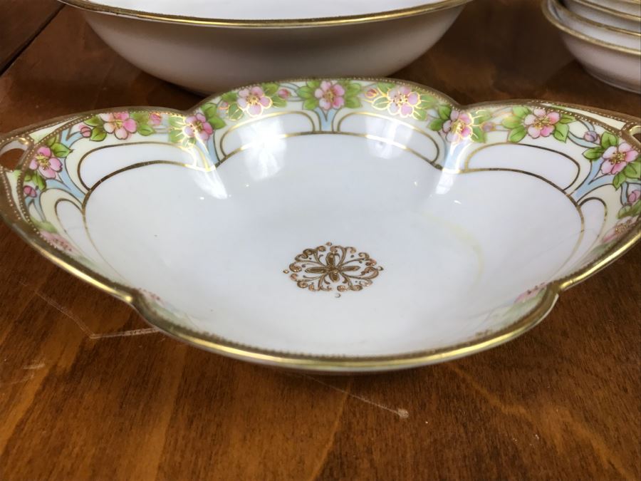 JUST ADDED - Vintage Hand Painted NIPPON Japan China Bowls [Photo 7]