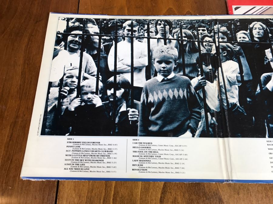 JUST ADDED - Set Of (2) Double Album Records The Beatles 1962-1966 And 1967-1970 [Photo 5]