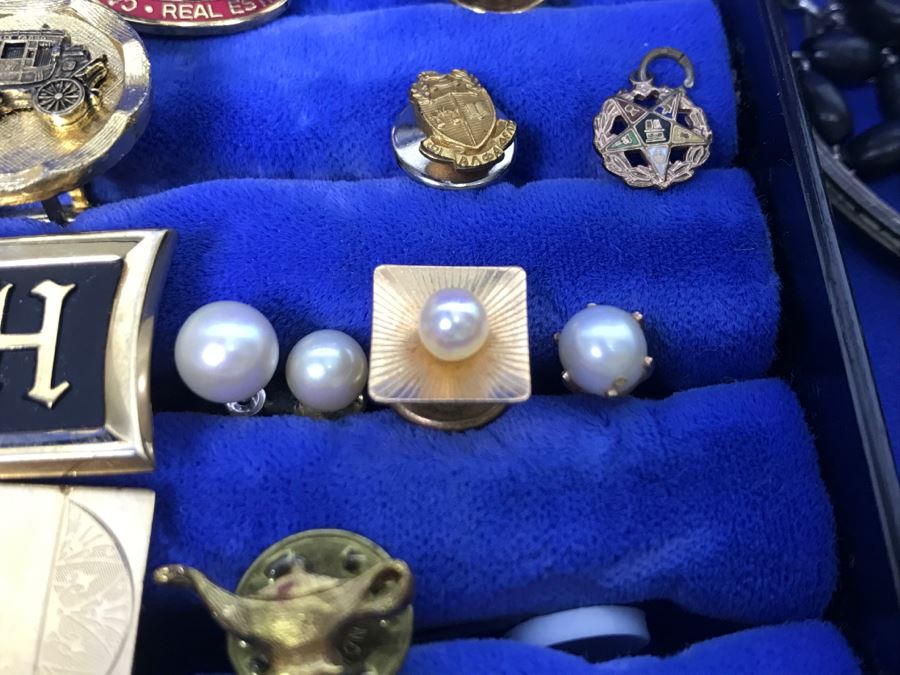 JUST ADDED - Vintage Men's Cufflink Box With Various Tie Clips, Cufflinks, Rosary Necklace, Pins, Watch, Gold Tooth And Various Items Photographed - See All Photos [Photo 8]