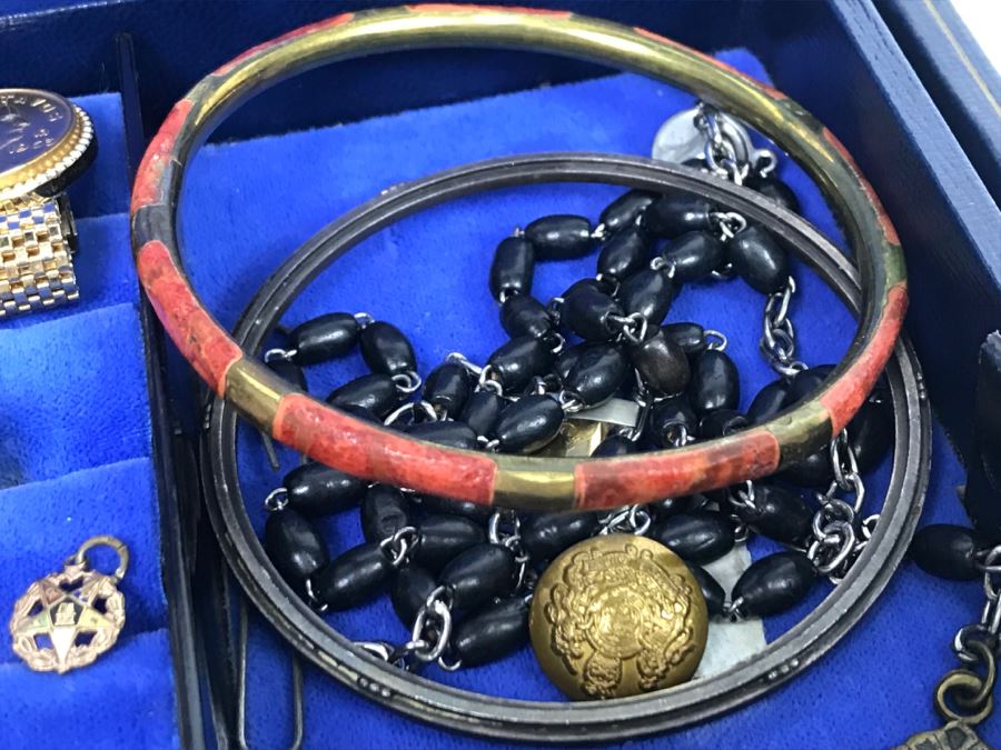 JUST ADDED - Vintage Men's Cufflink Box With Various Tie Clips, Cufflinks, Rosary Necklace, Pins, Watch, Gold Tooth And Various Items Photographed - See All Photos [Photo 19]