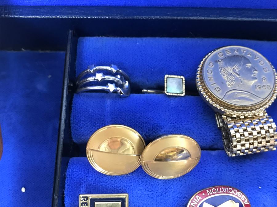 JUST ADDED - Vintage Men's Cufflink Box With Various Tie Clips ...