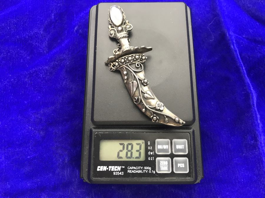 JUST ADDED - Stunning Vintage Repousse Sterling Silver Brooch Pin Dagger With Sheather And Possible Moonstone (Not Tested) 28.3g [Photo 19]
