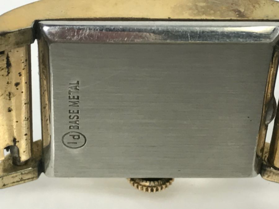 JUST ADDED - Pair Of Vintage Watches: BULOVA And LOUVIC [Photo 10]