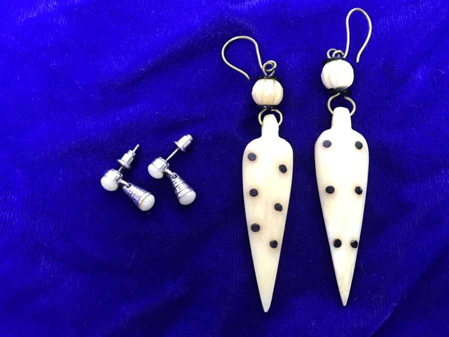 JUST ADDED - (2) Pairs Of Vintage Earrings [Photo 2]