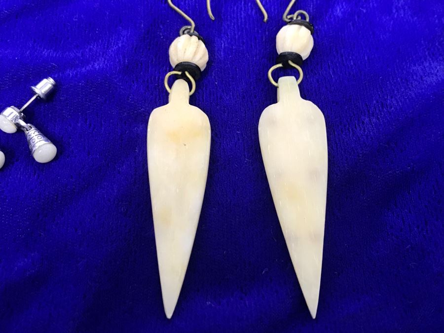 JUST ADDED - (2) Pairs Of Vintage Earrings [Photo 10]