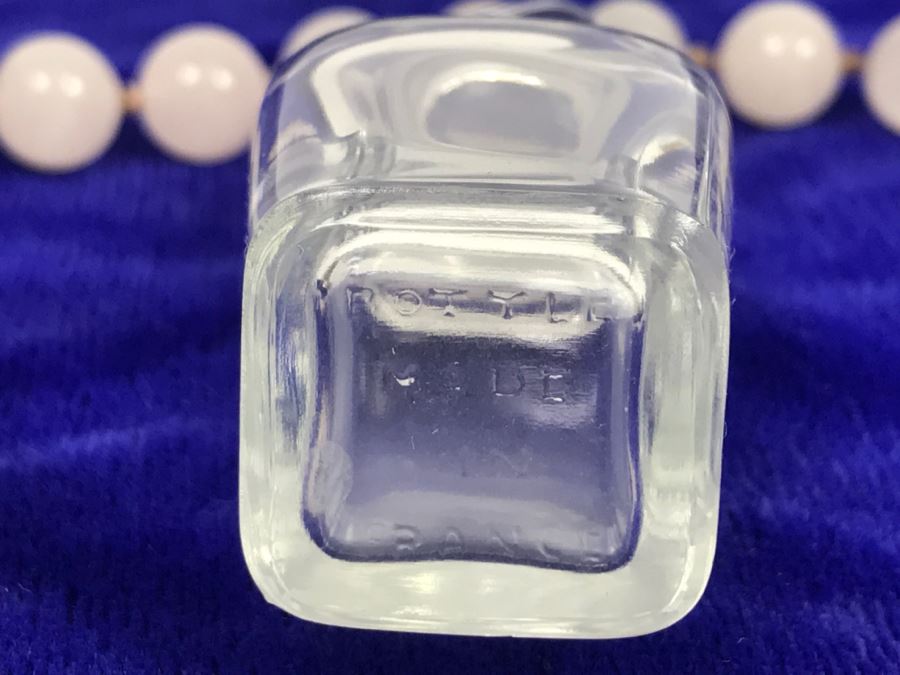 JUST ADDED - Light Pink Stone Necklace Individually Knotted, Green Stone Bracelet And French Perfume Bottle [Photo 11]