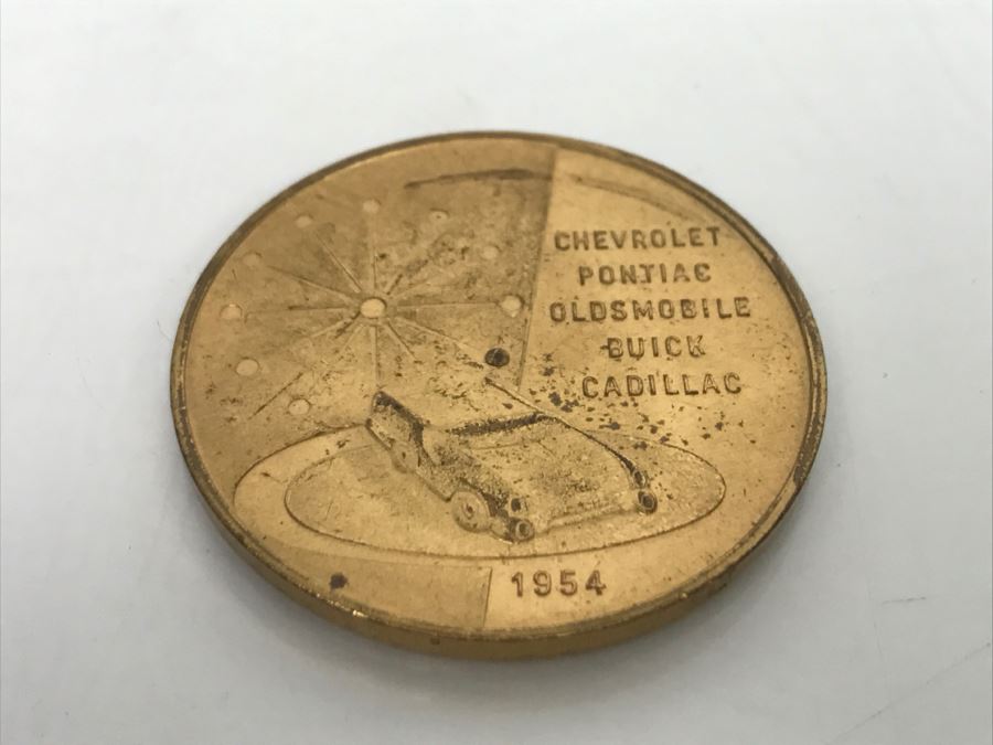 JUST ADDED - Vintage 1954 General Motors Token Coin Chevrolet Pontiac Oldsmobile Buick Cadillac Motorama Of 1954 [Photo 4]