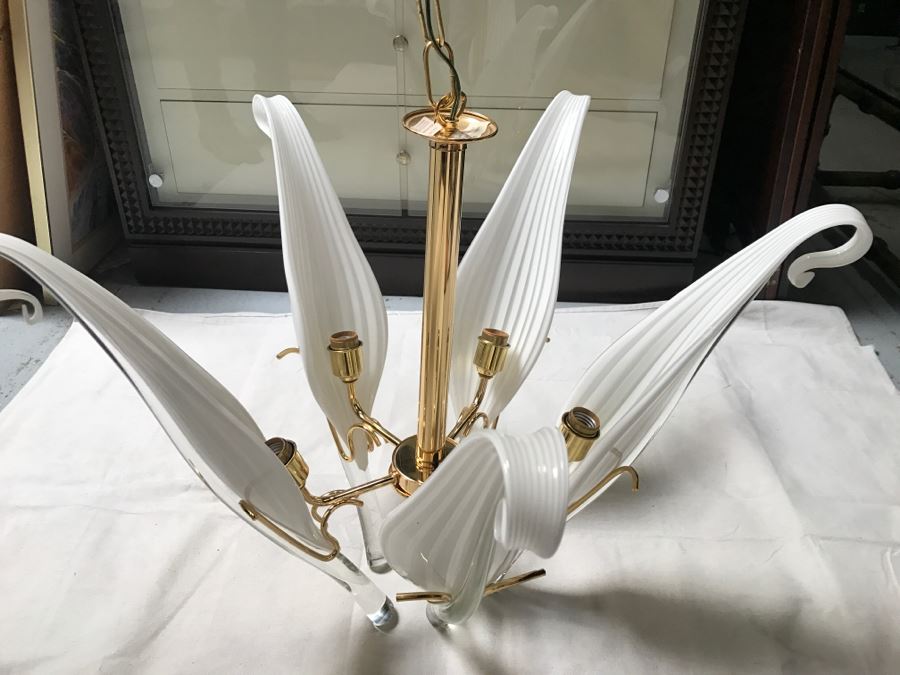 JUST ADDED - Stunning Chandelier With (5) Hand Blown Glass Flower Petals Gold Plated Light Fixture Retailed For $2,000 [Photo 5]