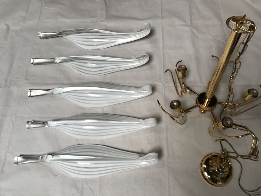 JUST ADDED - Stunning Chandelier With (5) Hand Blown Glass Flower Petals Gold Plated Light Fixture Retailed For $2,000 [Photo 18]