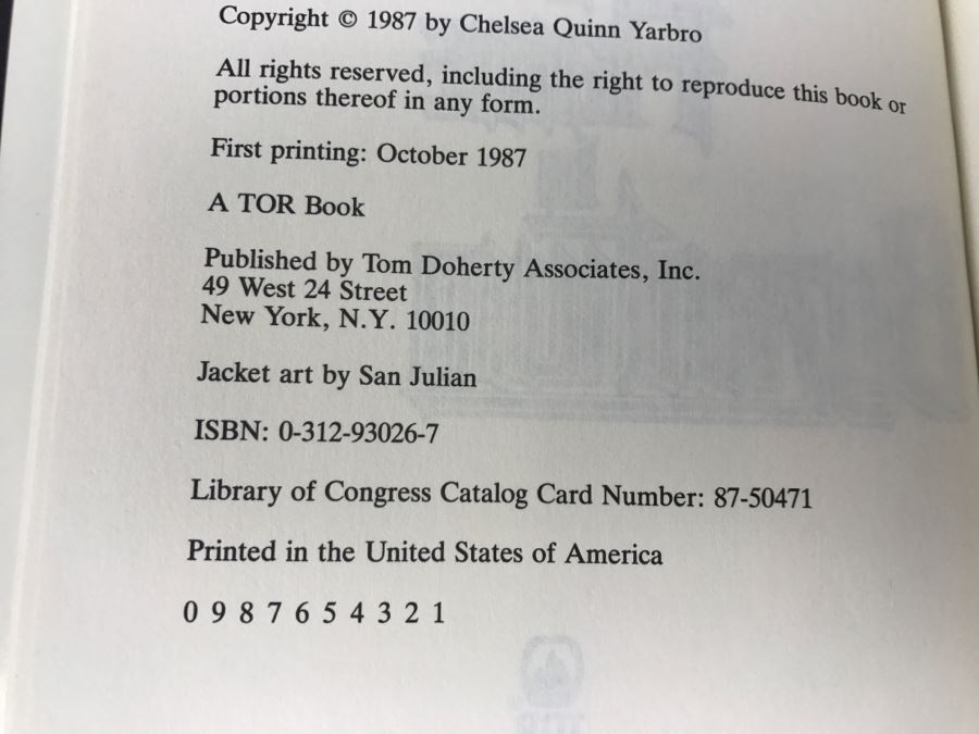 Signed First Printing 1987 Hardcover Book A Flame In Byzantium By Chelsea Quinn Yarbro [Photo 9]