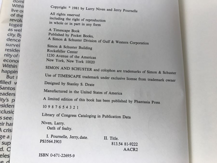 Signed Hardcover Book Oath Of Fealty By Larry Niven And Jerry Pournelle (Signed By Both Authors) [Photo 11]