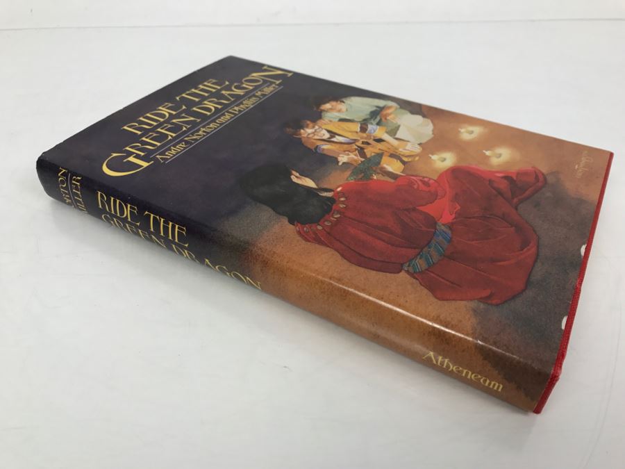 Signed First Edition 1985 Hardcover Book Ride The Green Dragon By Andre Norton And Phyllis Miller (Signed By Andre Norton) [Photo 3]