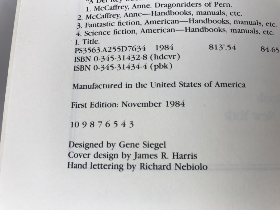 Signed First Edition 1984 Book The Atlas Of Pern By Karen Wynn Fonstad - Signed By Anne McCaffrey [Photo 10]