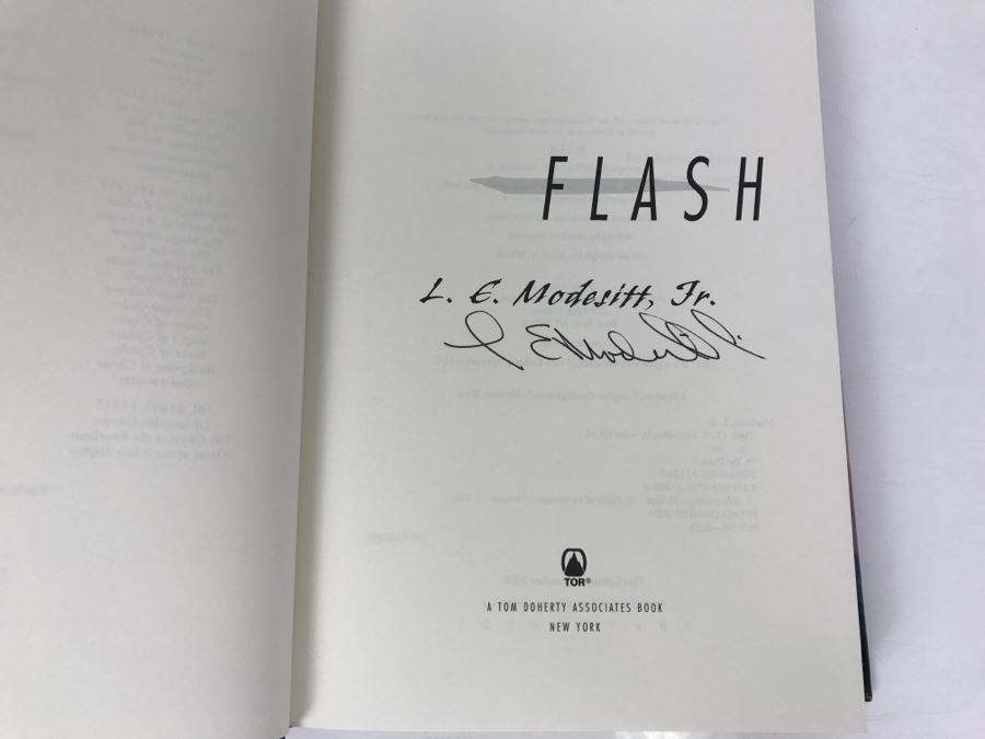 Signed First Edition 2004 Hardcover Book Flash By L.E. Modesitt, Jr. [Photo 5]