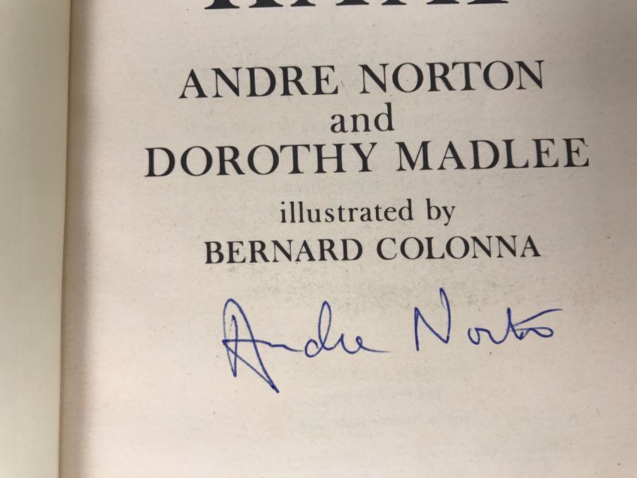 Signed Hardcover Book STAR KA'AT By Andre Norton And Dorothy Madlee (Signed By Andre Norton) [Photo 7]