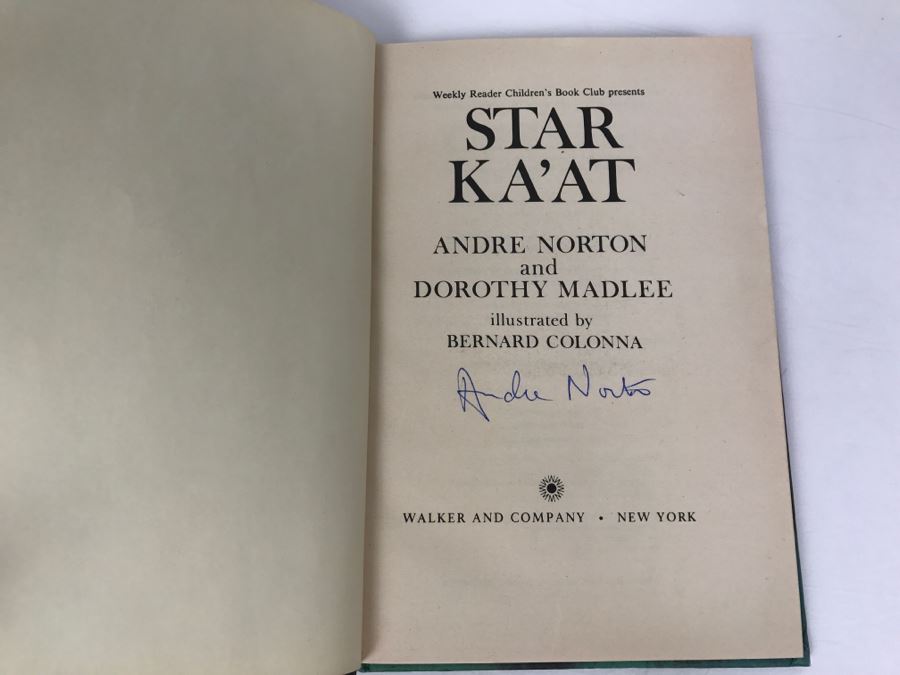 Signed Hardcover Book STAR KA'AT By Andre Norton And Dorothy Madlee (Signed By Andre Norton) [Photo 5]