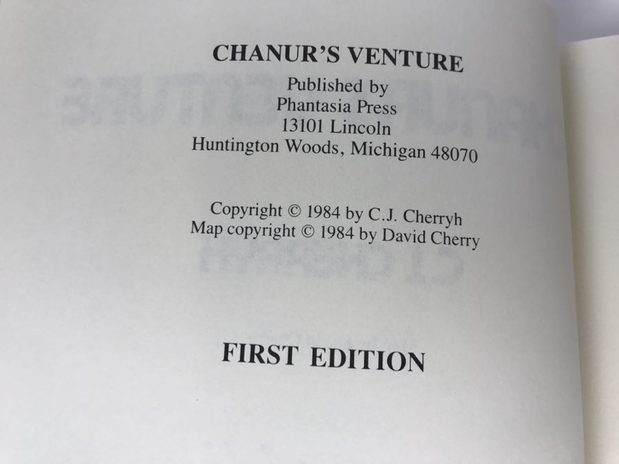 Signed First Edition 1984 Hardcover Book Chanur's Venture By C.J. Cherryh Phantasia Press [Photo 9]