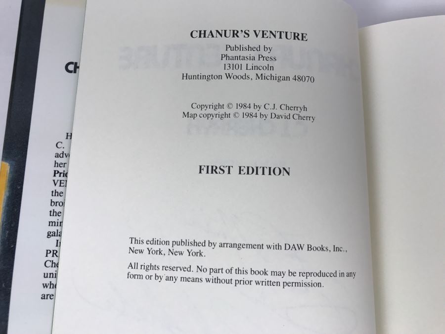 Signed First Edition 1984 Hardcover Book Chanur's Venture By C.J. Cherryh Phantasia Press [Photo 8]