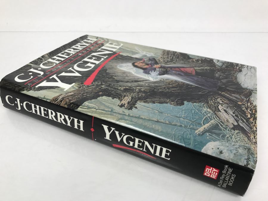 Signed First Edition 1991 Hardcover Book Yvgenie By C.J. Cherryh [Photo 3]